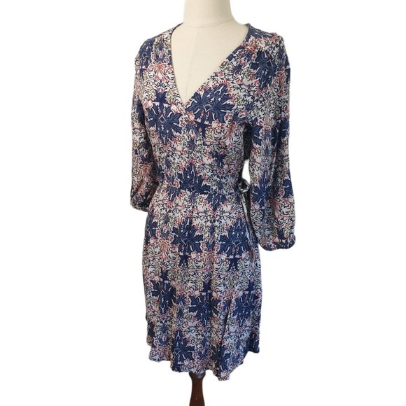 Billabong | Size 12 | 100% Rayon 3/4 Sleeve Wrap Look V-Neck Floral Short Dress - Picture 4 of 9